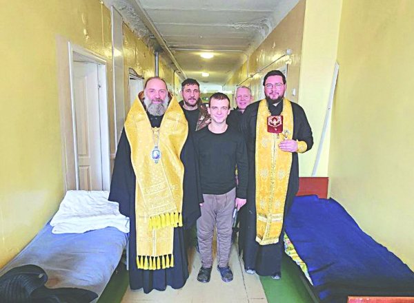 На прифронтовой полосе
