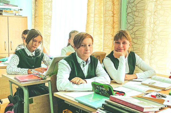Как научить детей строить семью
