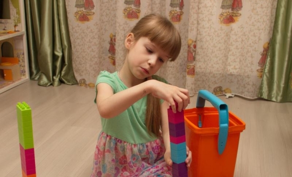 Семилетней рязанке Варе Киселевой нужна помощь
